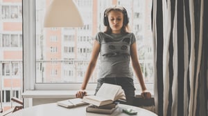 Music and audio beats against anxiety